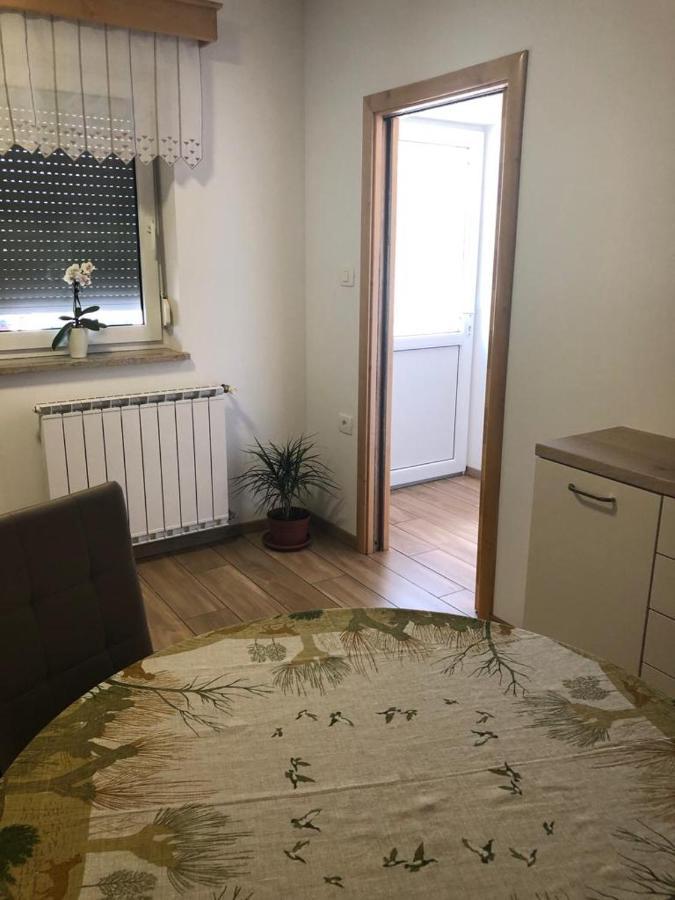 Deno Apartment Podgrad  Екстериор снимка