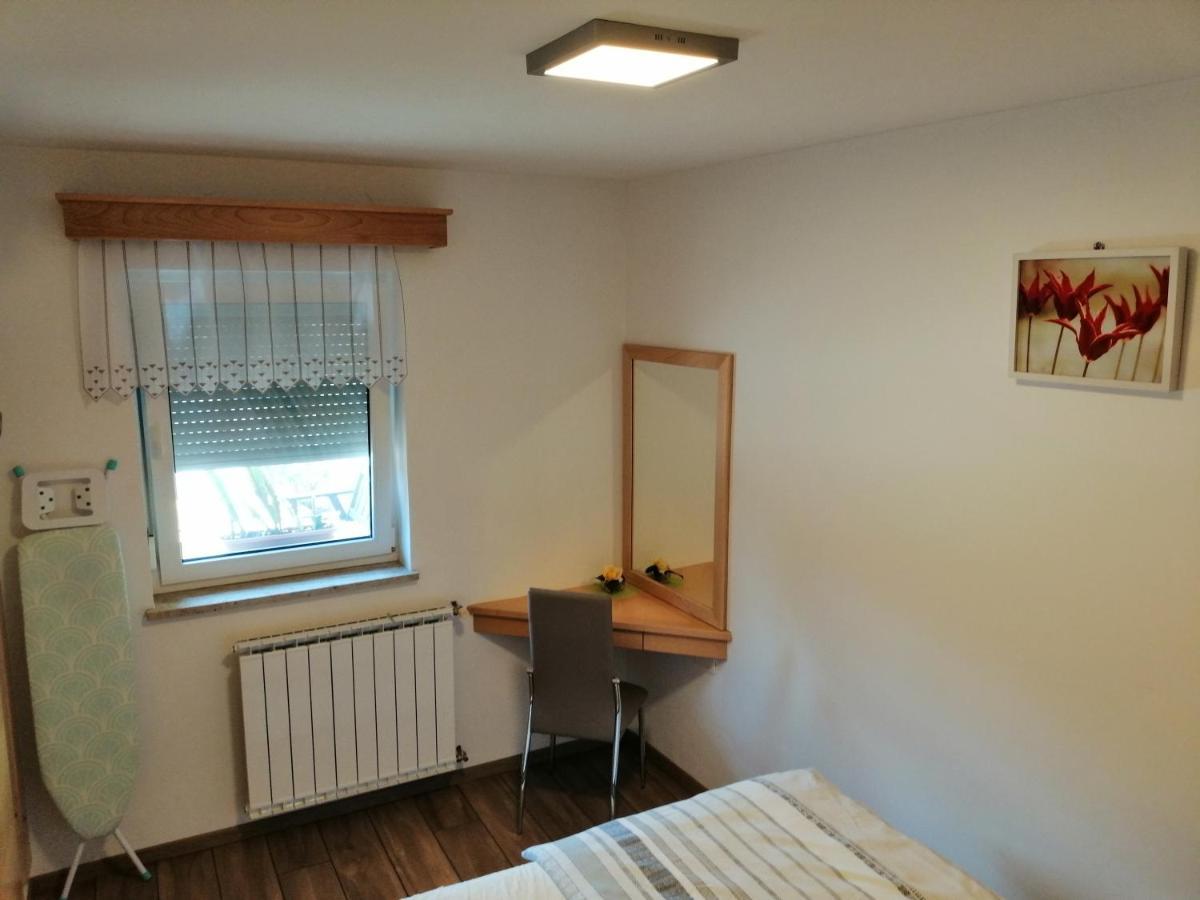 Deno Apartment Podgrad  Екстериор снимка